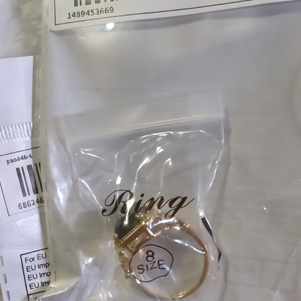 Elegant Black Onyx Ring Gold Band Size 8 New With Tags - Picture 6 of 8